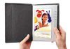 Digitales Fotoalbum mit sieben Zoll Bilddiagonale von Braun